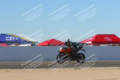 media/Nov-06-2023-Moto Forza (Mon) [[ce023d0744]]/4-Beginner Group/Session 4 (Finish Line Checker)/
